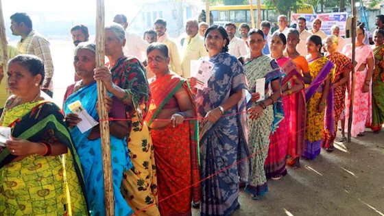 “Nari Shakti Deserves Equal Power”
“33% Reservation Coming Soon”