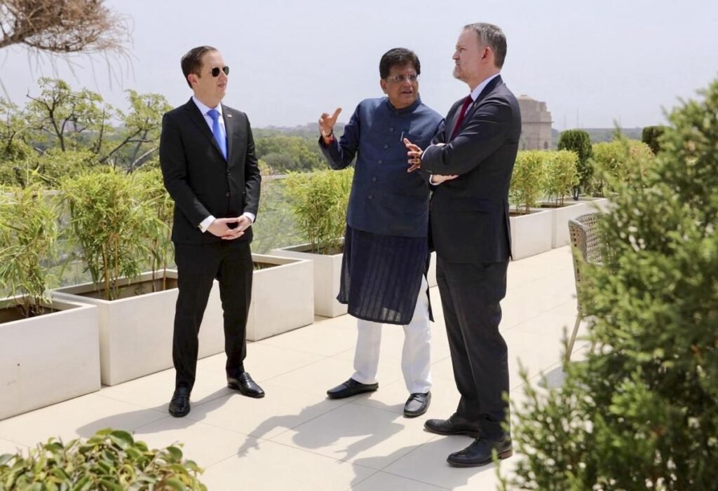 Trade representatives from India and the United States engage in constructive discussions aimed at advancing a new bilateral trade agreement.
