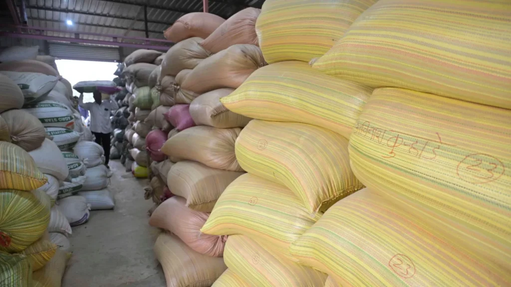 DoPT declares Food Ministry suspension order legally non-existent.